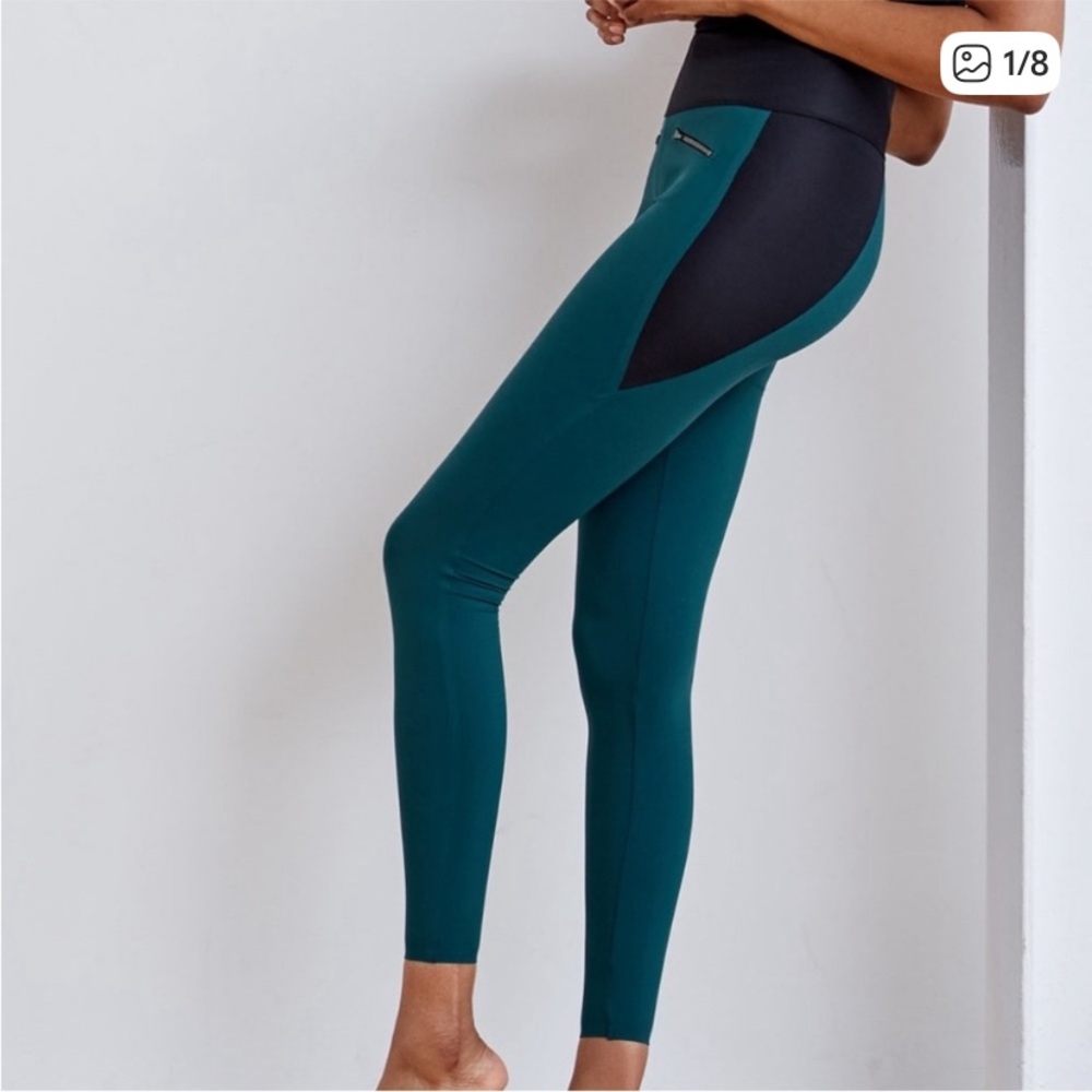 ADAY Teal and Black Leggings - Picture 3 of 7